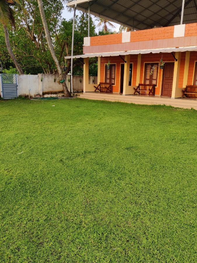 Wind &Waves Apartman Kollam Kültér fotó